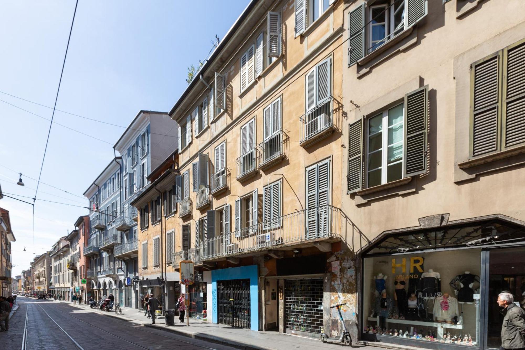 Cosy Two Bedroom Apartment Close To Navigli Milão Exterior foto